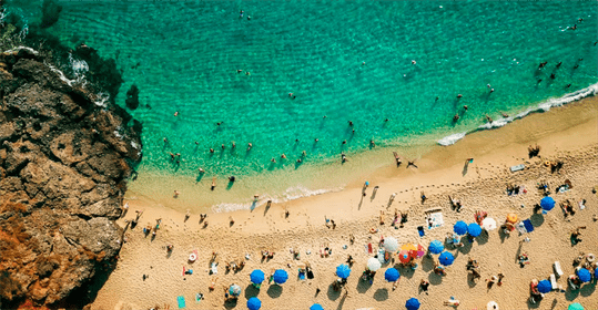 Deniz, Kum ve Güneş